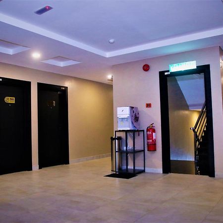 Padi Padi Hotel 加央 外观 照片