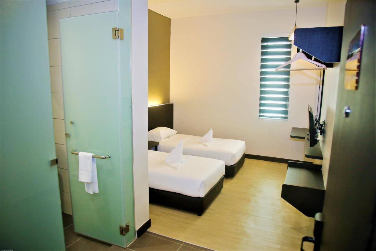 Padi Padi Hotel 加央 外观 照片