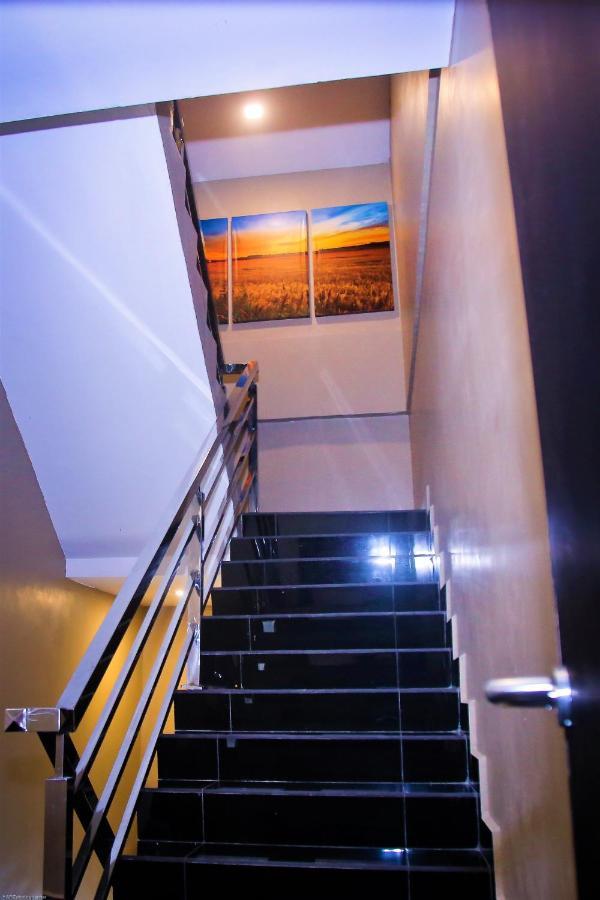 Padi Padi Hotel 加央 外观 照片